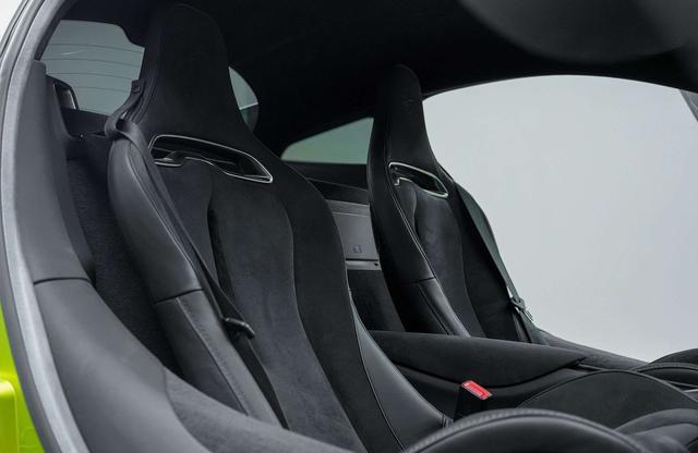 McLaren Artura 2023 thumb 7