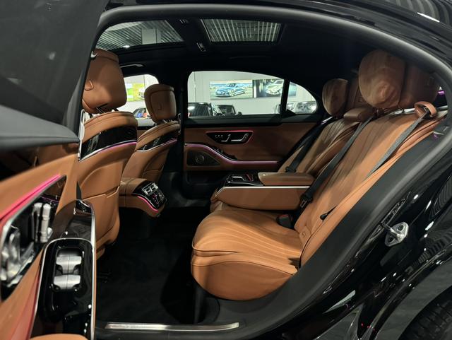 Mercedes-Benz S-Class 2022 thumb 9