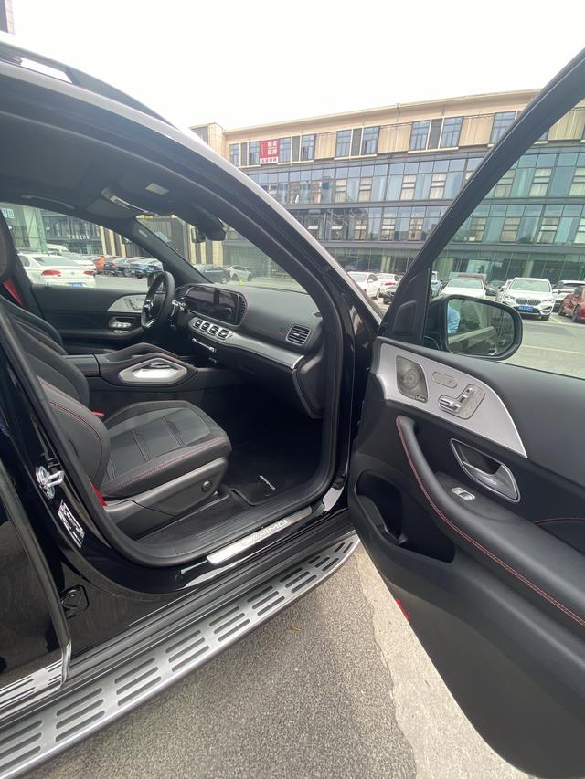 Mercedes-Benz GLE 2024 thumb 4