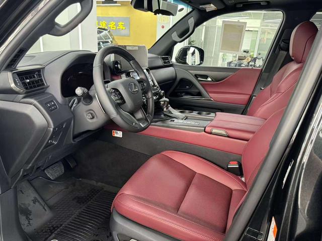 Lexus LX 2025 thumb 6