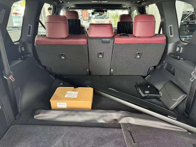 Lexus LX 2025 thumb 11