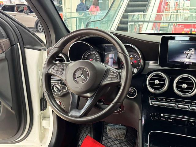 Mercedes-Benz GLC 2019 thumb 12