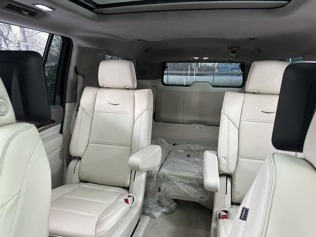Cadillac Escalade 2024 thumb 6