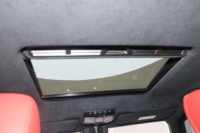 Mercedes-Benz G-Class 2022 thumb 9