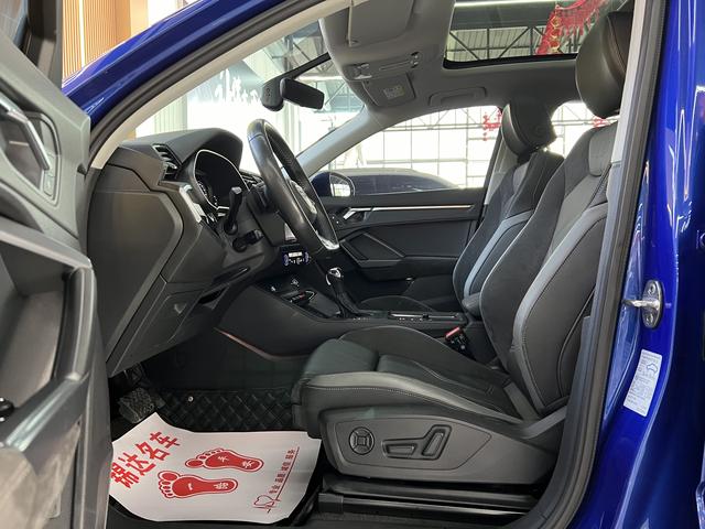 Audi Q3 2020 thumb 4