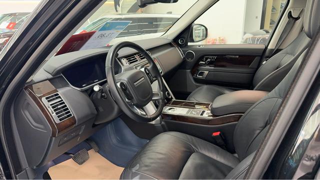 Land Rover Range Rover 2021 thumb 4