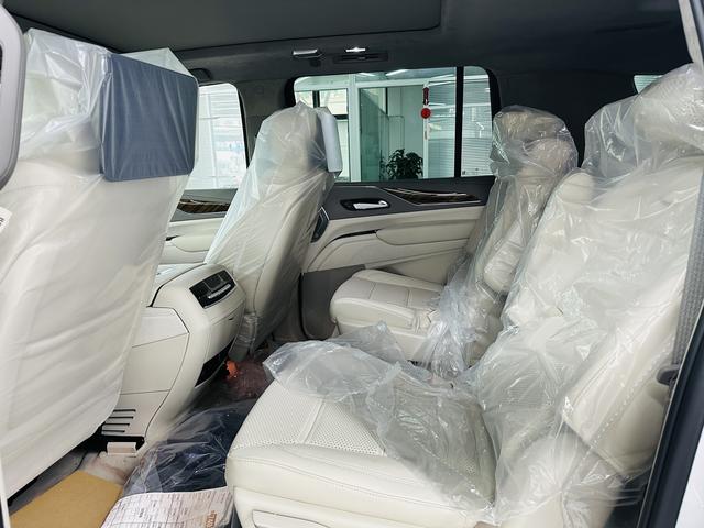 Cadillac Escalade 2024 thumb 4