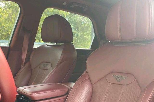 Bentley PHEV 2021 thumb 4
