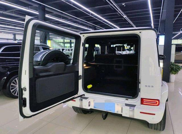 Mercedes-Benz G-Class 2023 thumb 5
