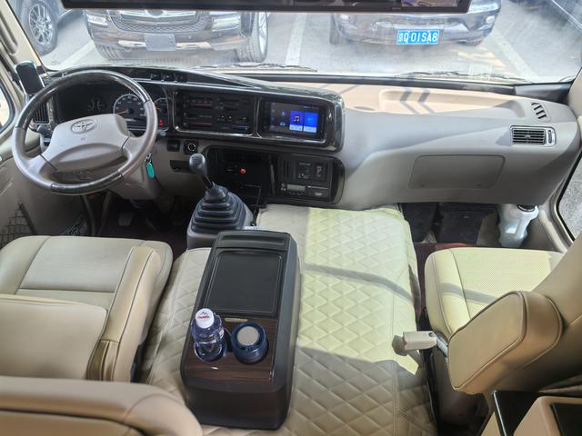 Toyota Coaster 2020 thumb 5