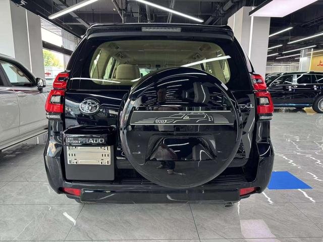 Toyota Prado 2023 thumb 4