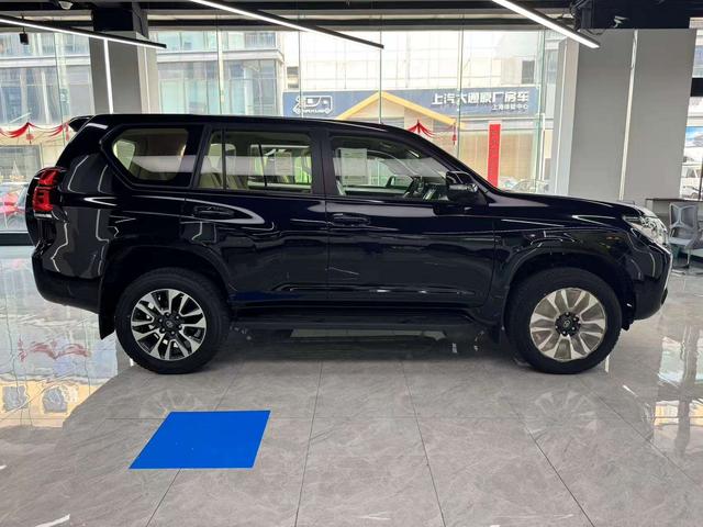 Toyota Prado 2023 thumb 6