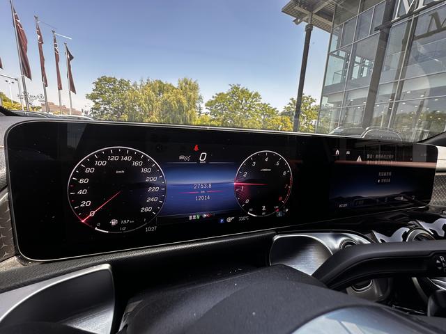 Mercedes-Benz GLB 2024 thumb 10