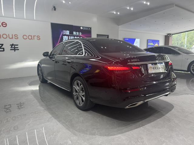 Mercedes-Benz E-Class 2021 thumb 4