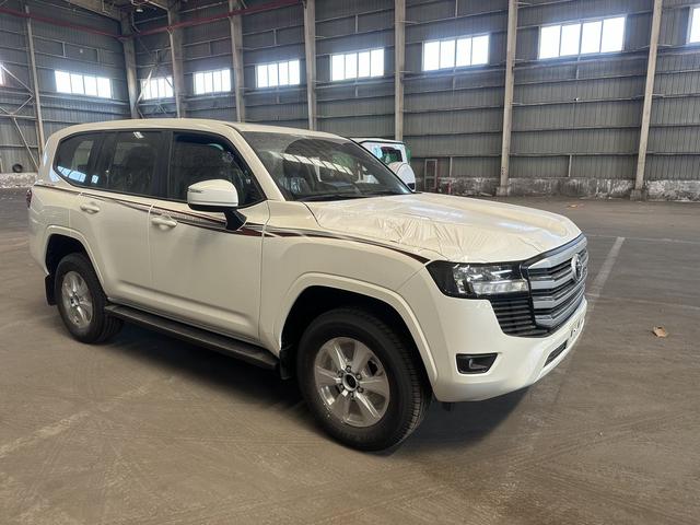 Toyota Land Cruiser 2025 thumb 2