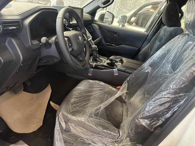 Toyota Land Cruiser 2025 thumb 4