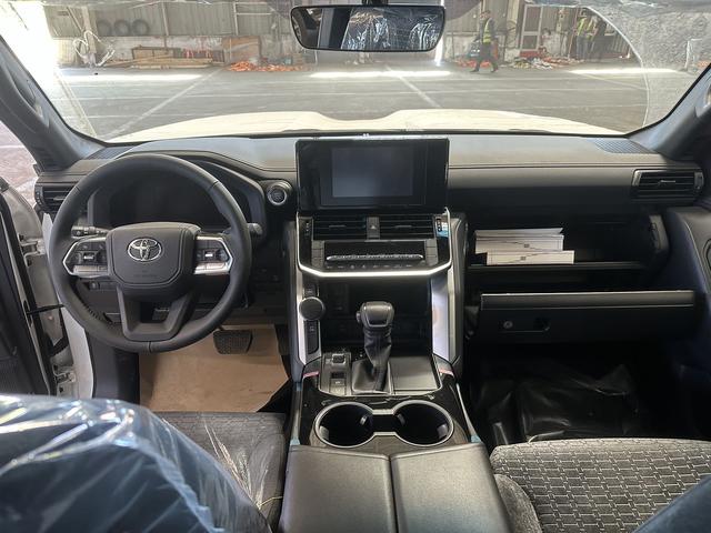 Toyota Land Cruiser 2025 thumb 8