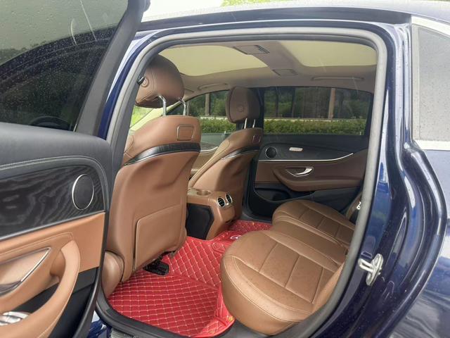 Mercedes-Benz E-Class 2019 thumb 7