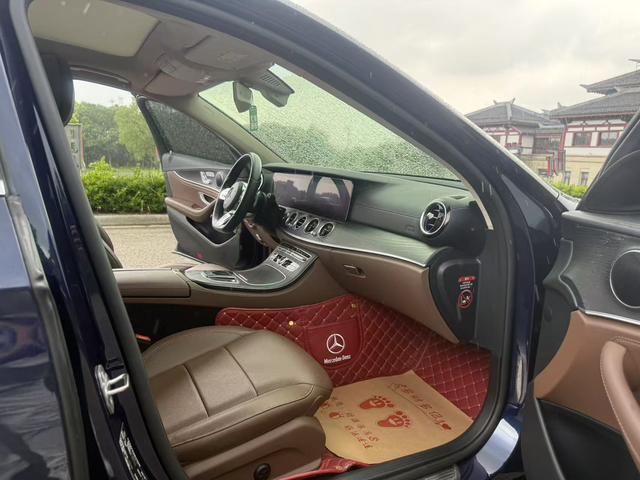 Mercedes-Benz E-Class 2019 thumb 8