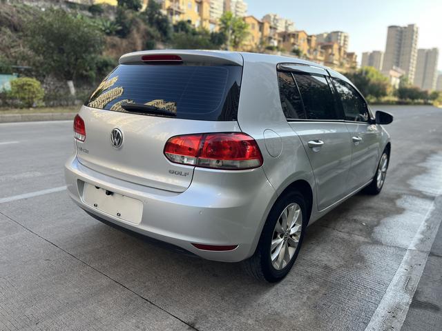 Volkswagen Golf 2012 thumb 8