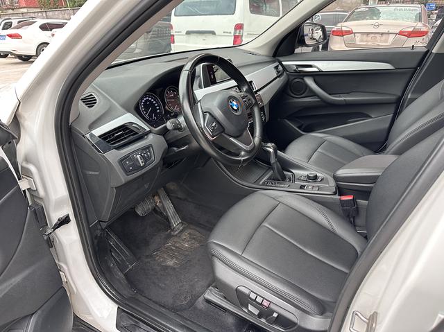 BMW X1 2019 thumb 3