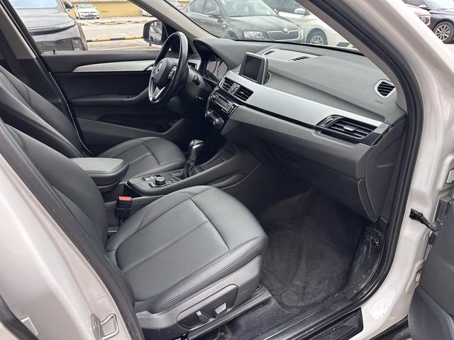 BMW X1 2019 thumb 6