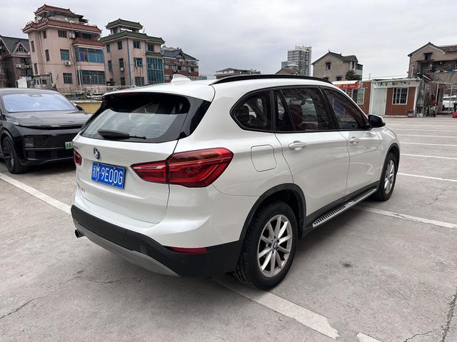 BMW X1 2019 thumb 9