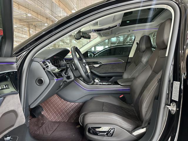 Audi A8 2022 thumb 9