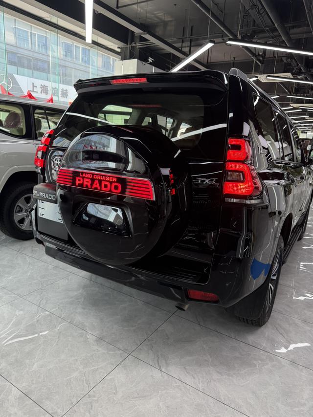 Toyota Land Cruiser Prado 2023 thumb 8