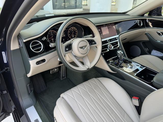 Bentley Flying Spur 2022 thumb 6