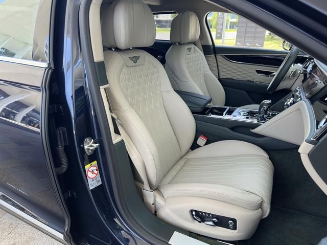 Bentley Flying Spur 2022 thumb 9