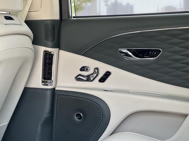 Bentley Flying Spur 2022 thumb 12
