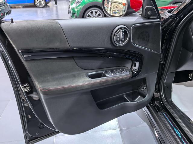 MINI JCW Hatch 2021 thumb 12