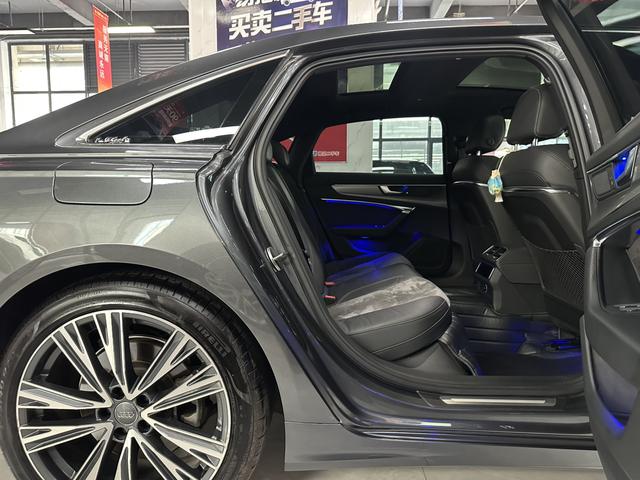 Audi A6 2019 thumb 3