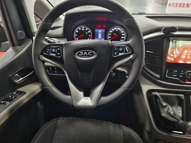 JAC Refine M4 2019 thumb 6