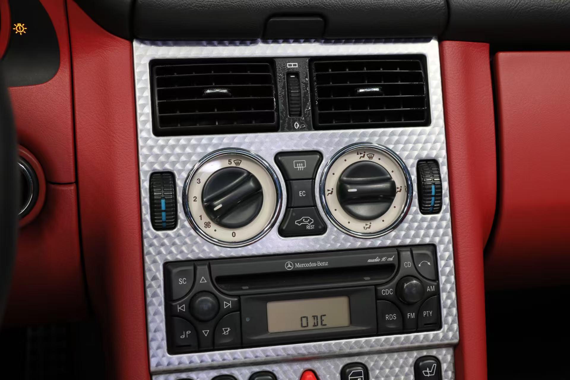 Mercedes-Benz SL 2001 thumb 4
