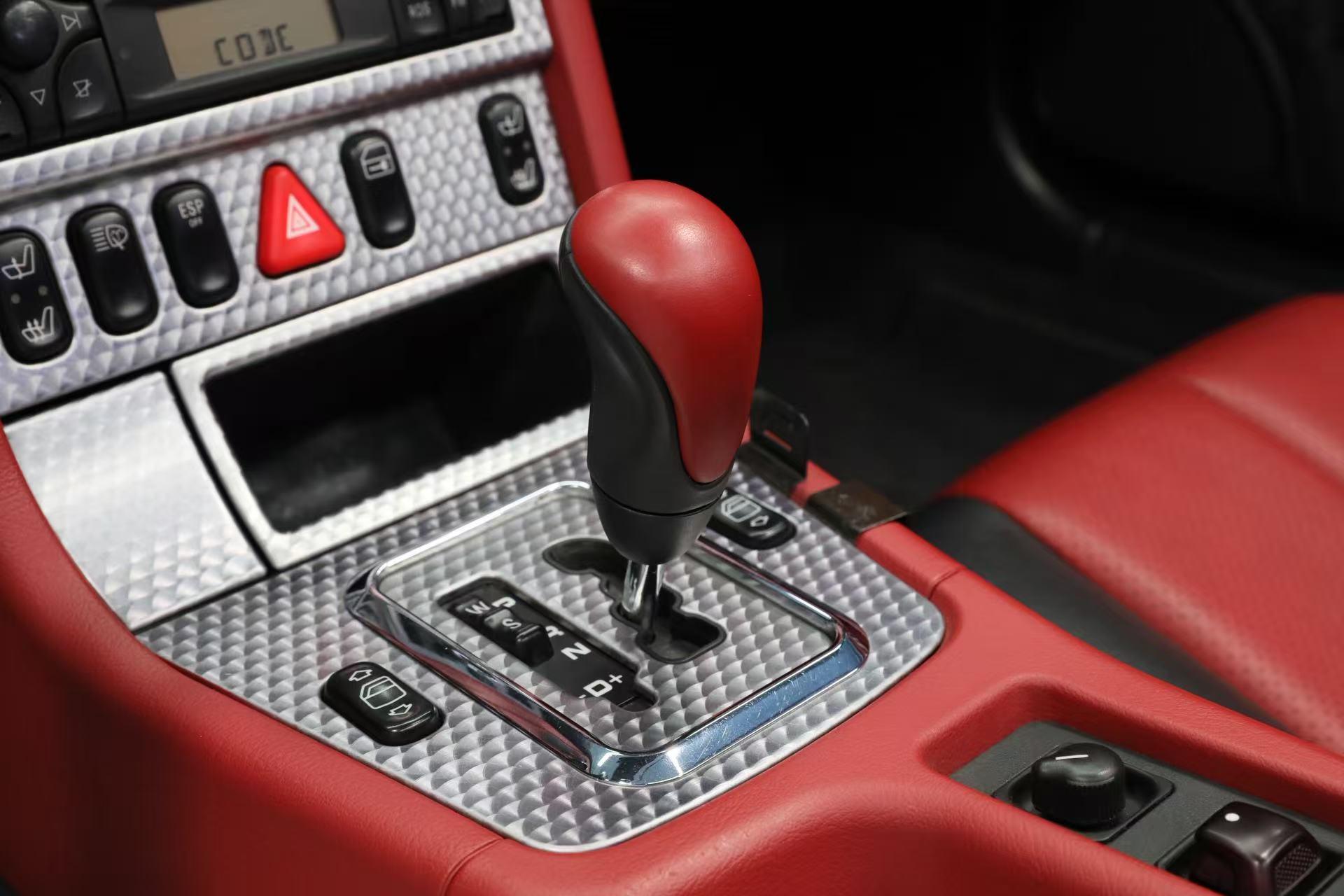 Mercedes-Benz SL 2001 thumb 10