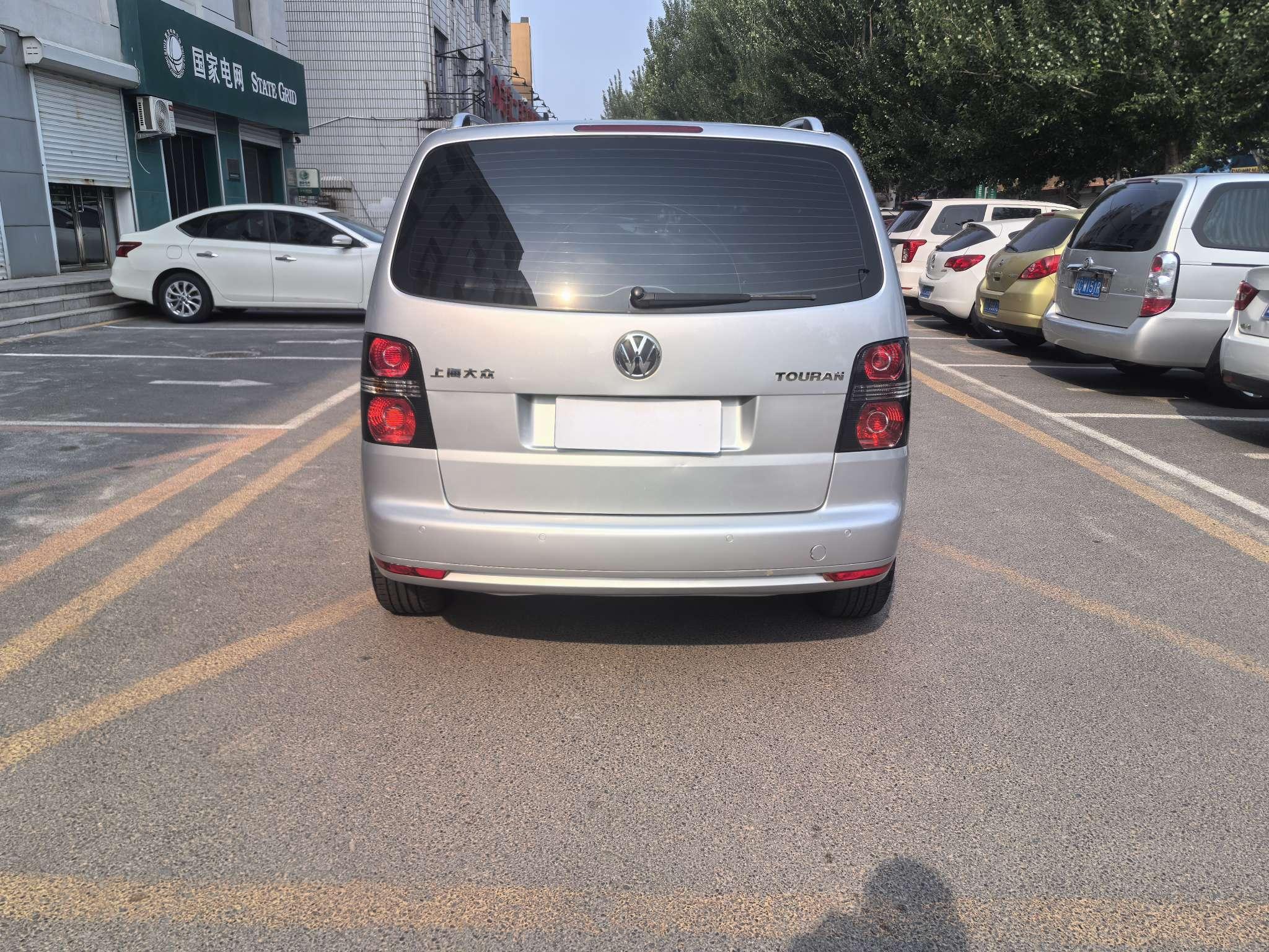Volkswagen Touran 2013 thumb 3