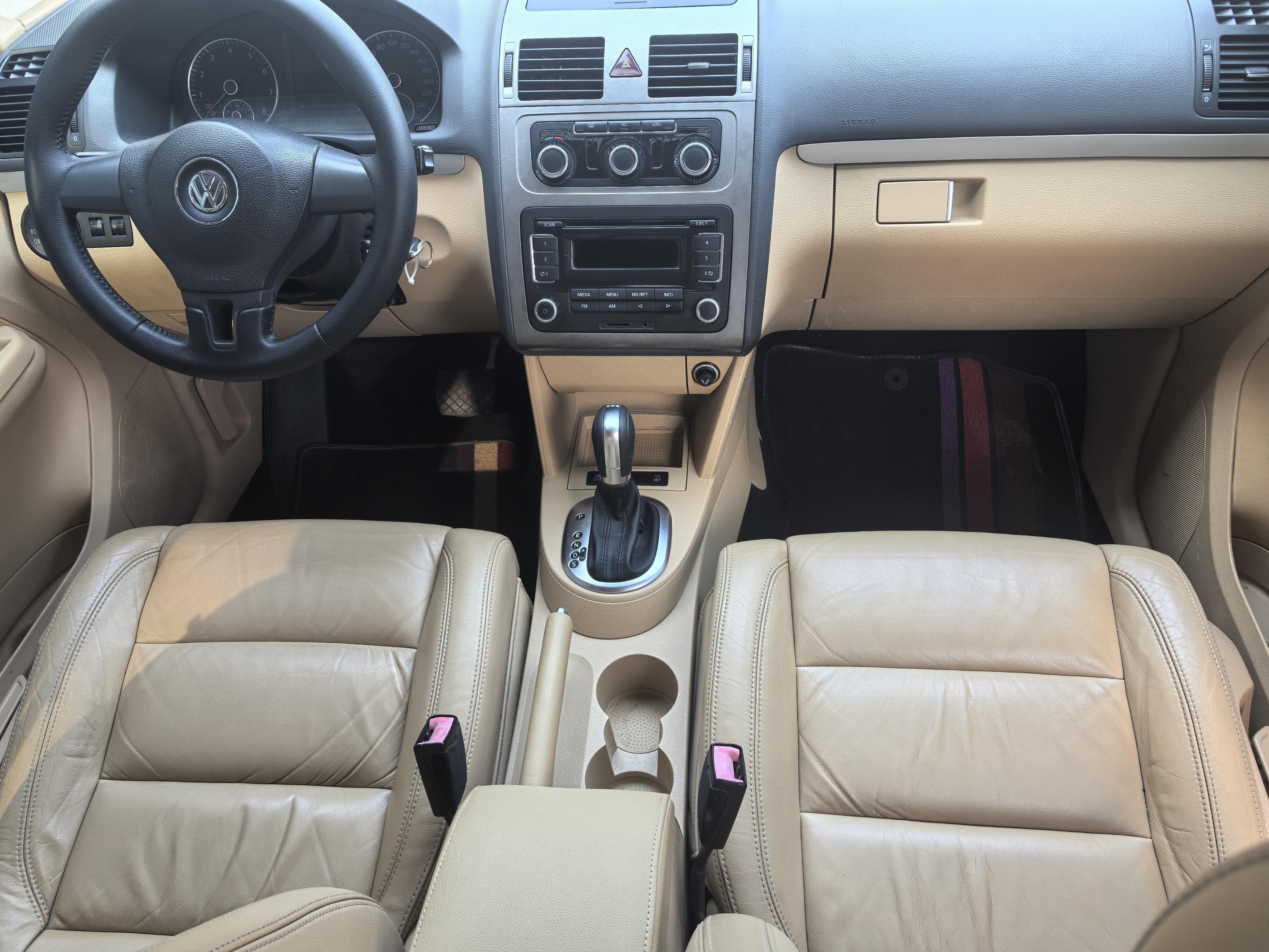 Volkswagen Touran 2013 thumb 5