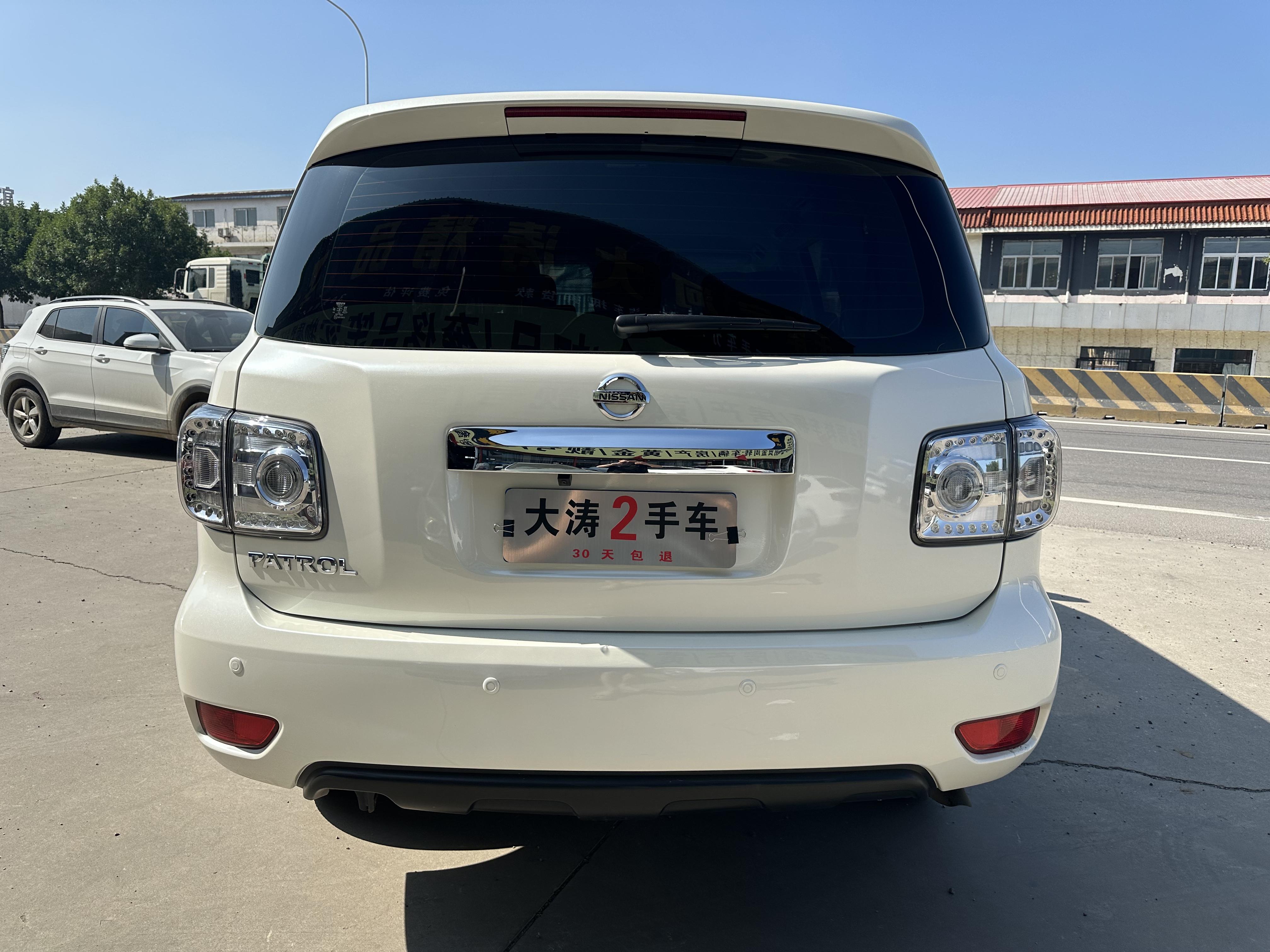 Nissan Patrol 2018 thumb 4