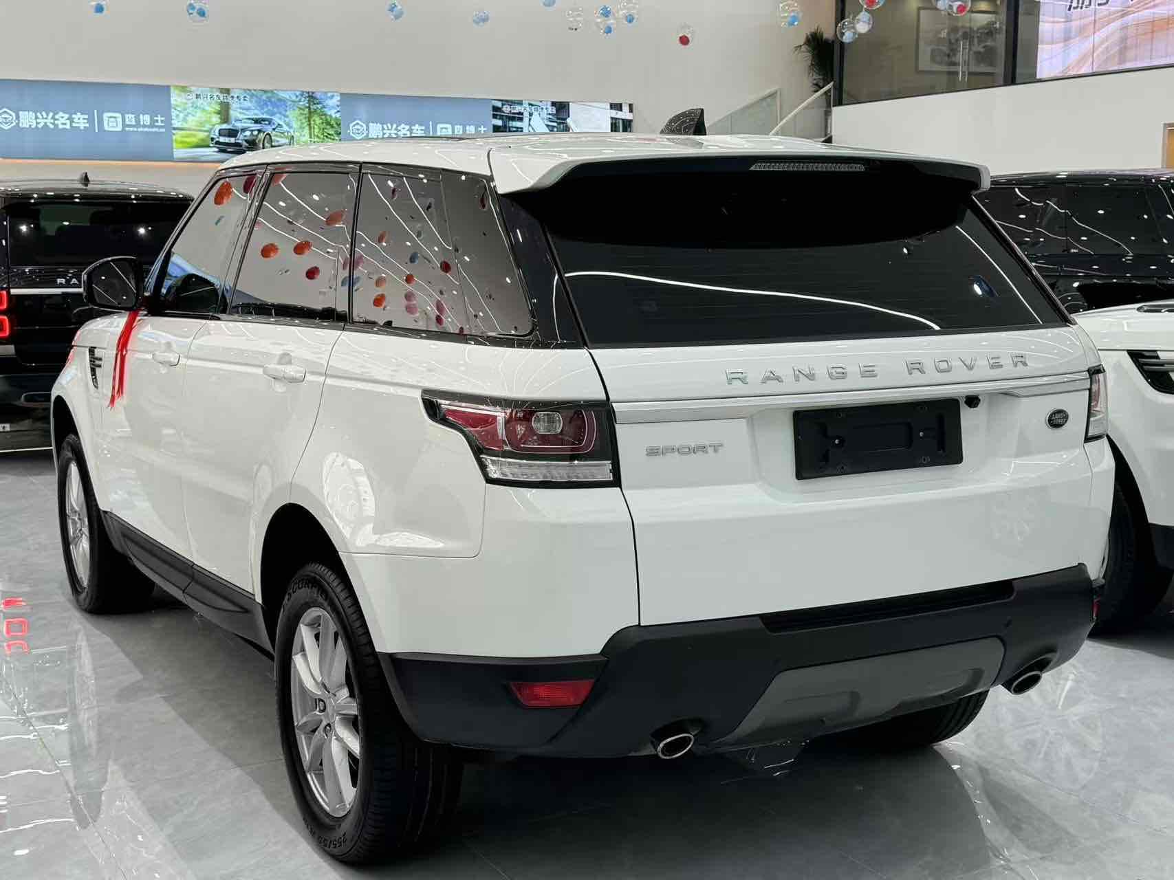 Land Rover Range Rover Sport 2017 thumb 2