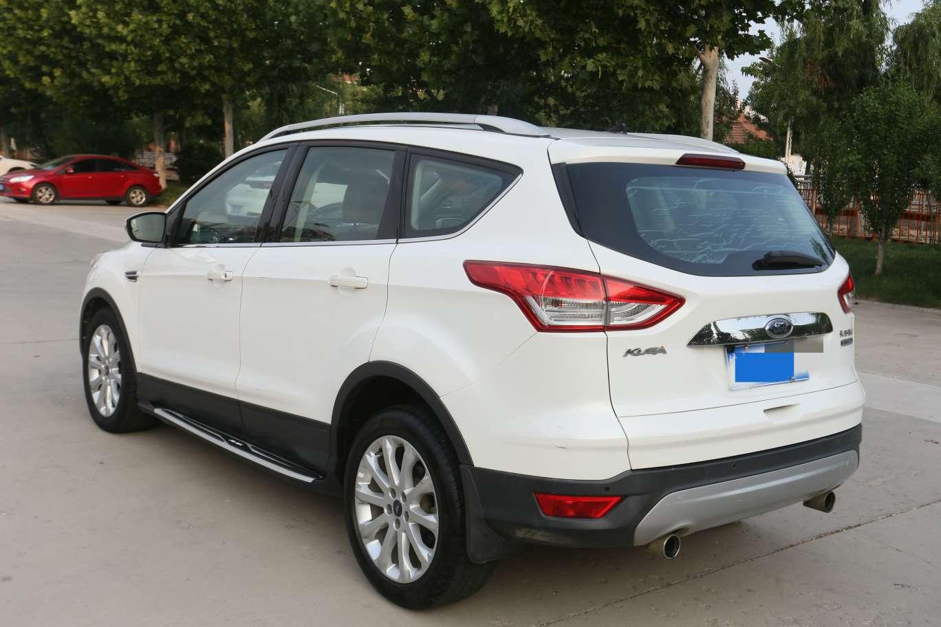 Ford Kuga 2014 thumb 3