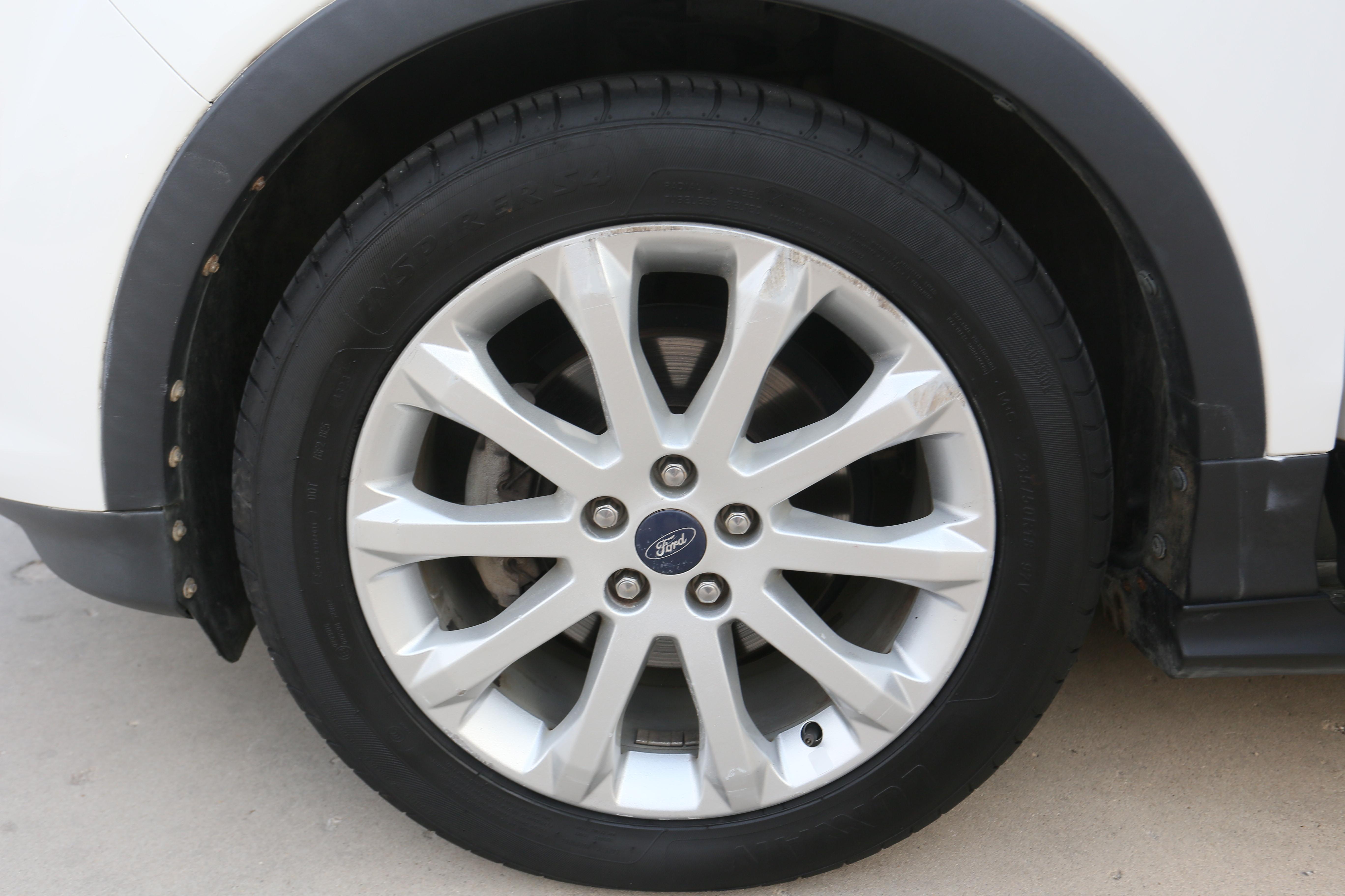 Ford Kuga 2014 thumb 6