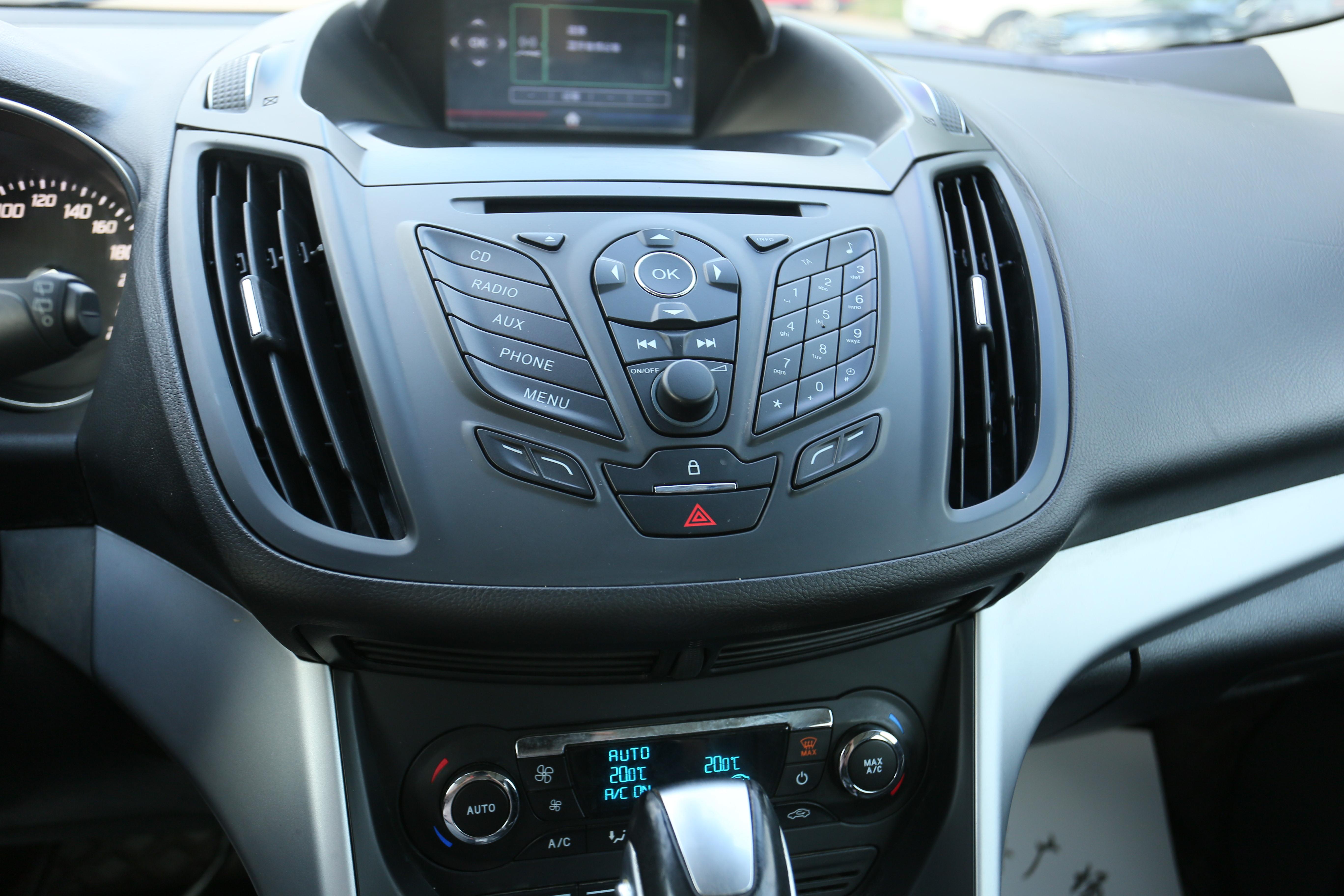 Ford Kuga 2014 thumb 9