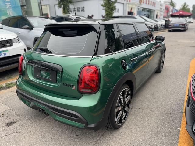 Mini Hatch 2023 thumb 2