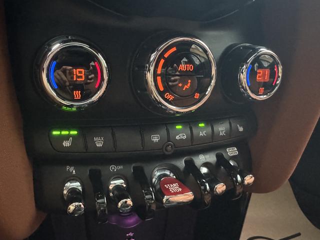 Mini Hatch 2023 thumb 5