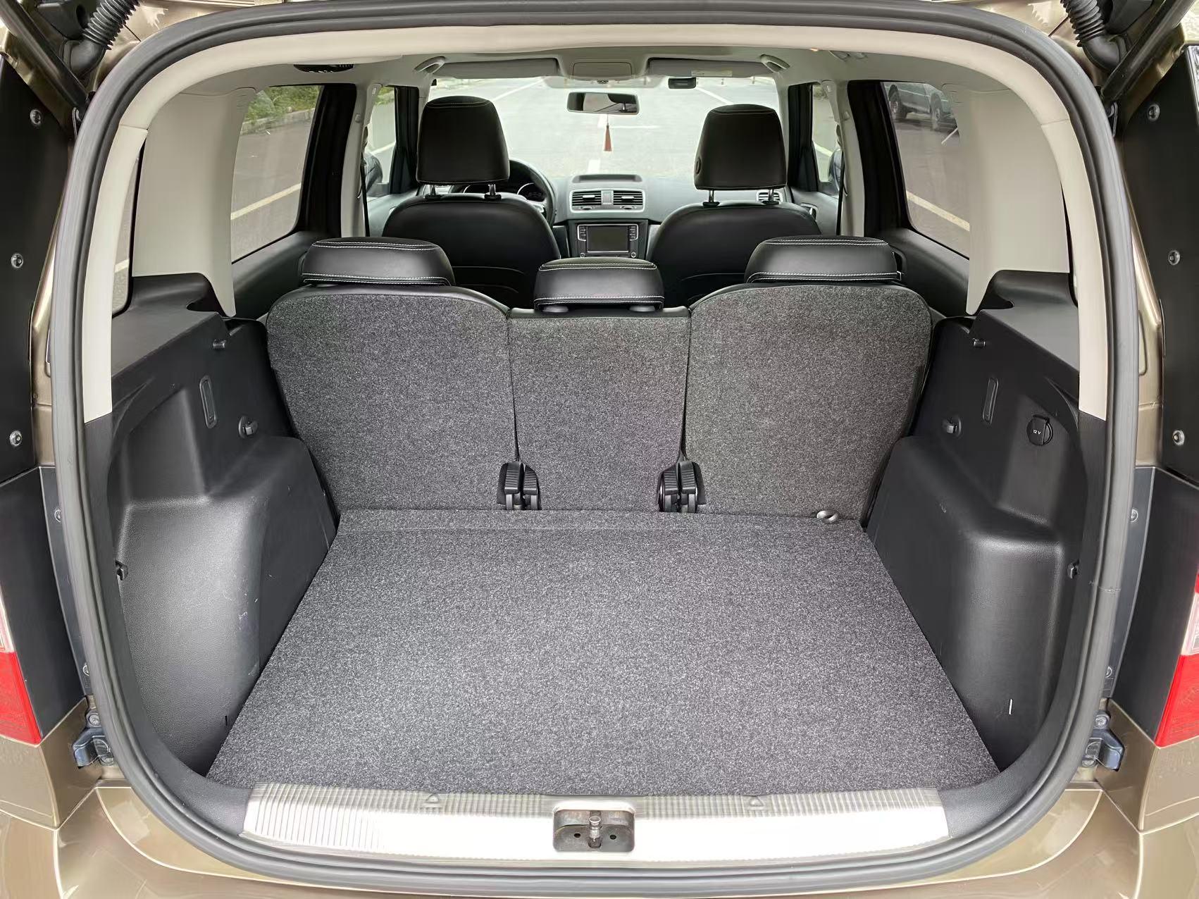 Skoda Yeti 2018 thumb 11