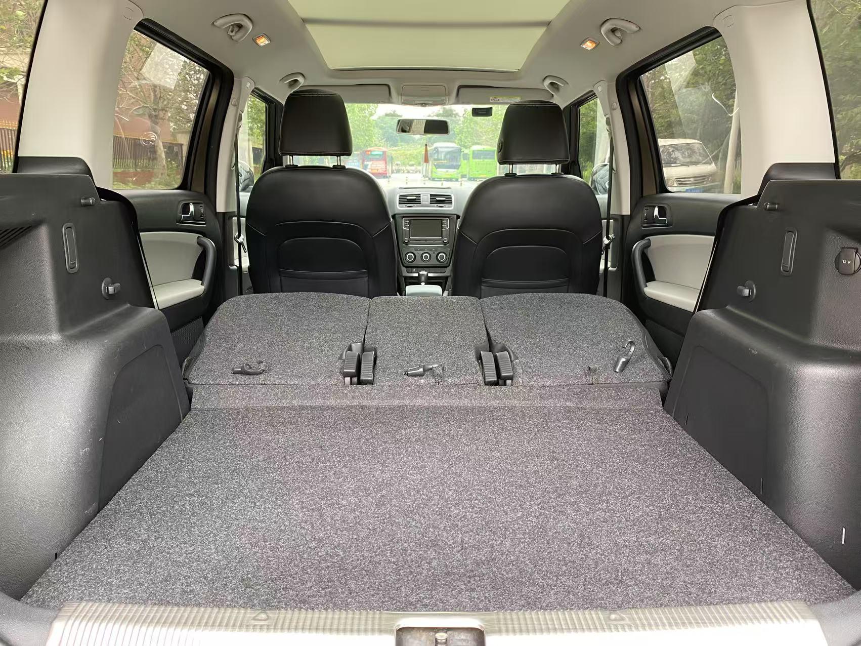 Skoda Yeti 2018 thumb 12