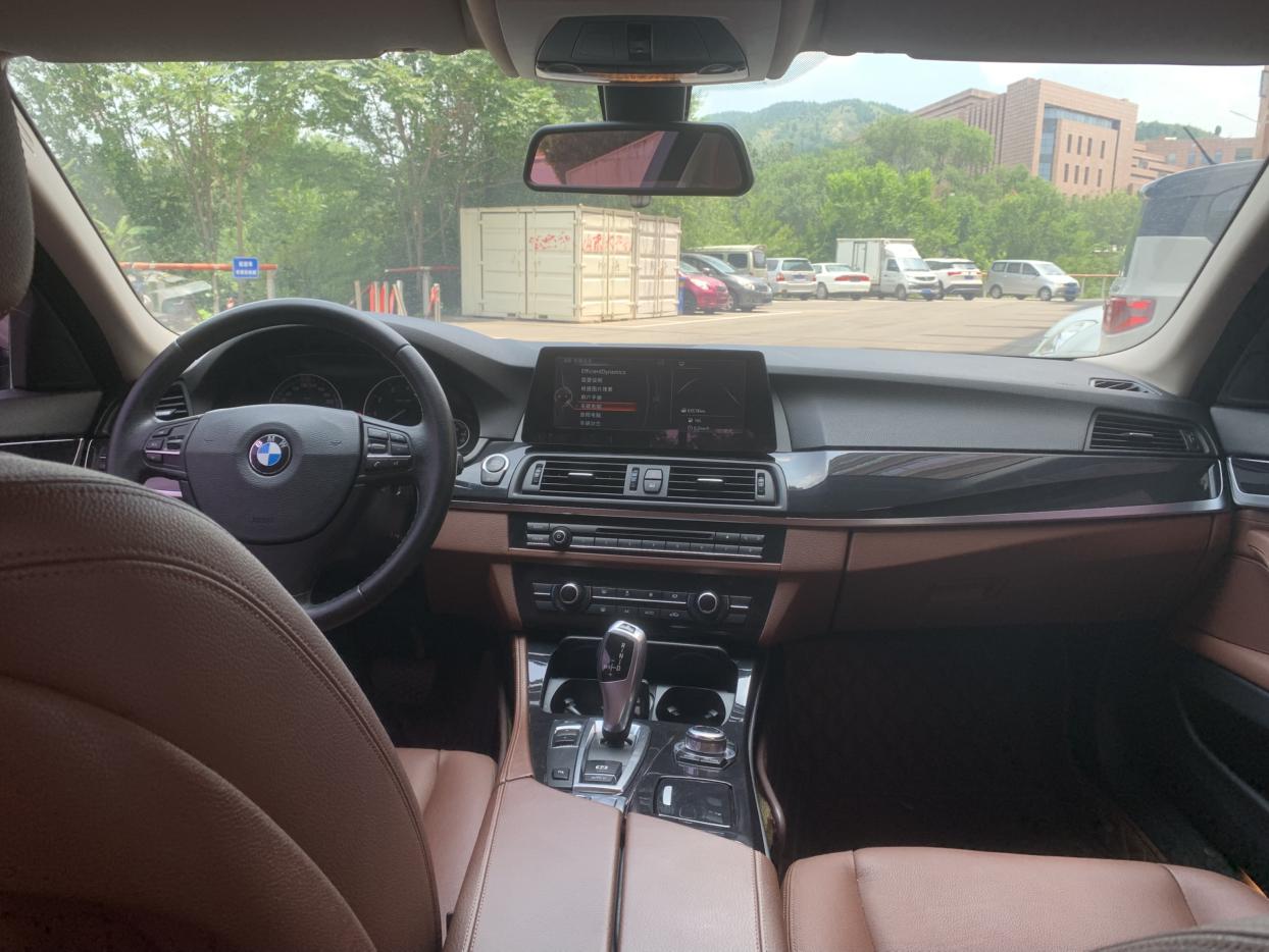 BMW 5 серии 2016 thumb 5