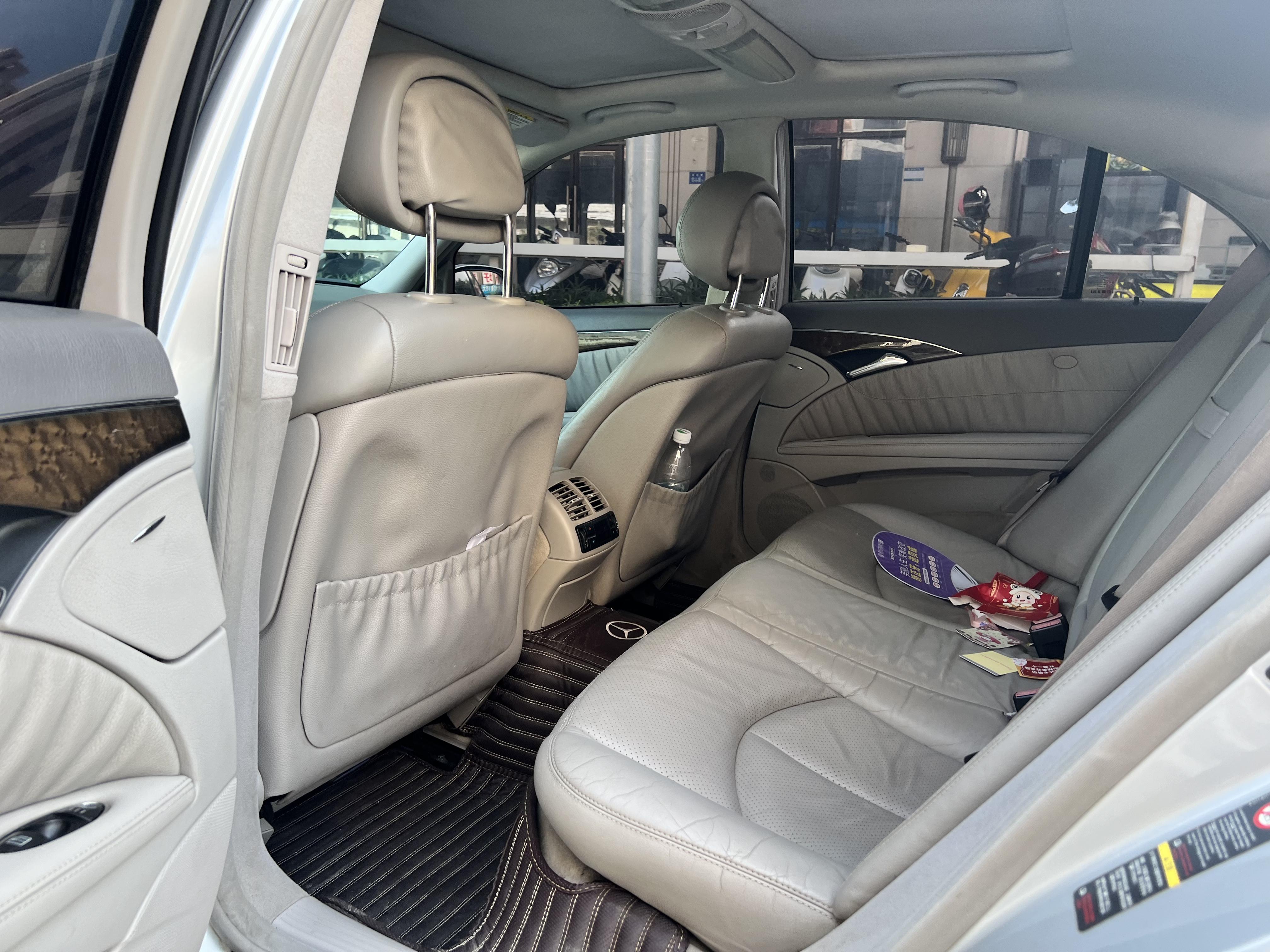 Mercedes-Benz E-Class 2006 thumb 7